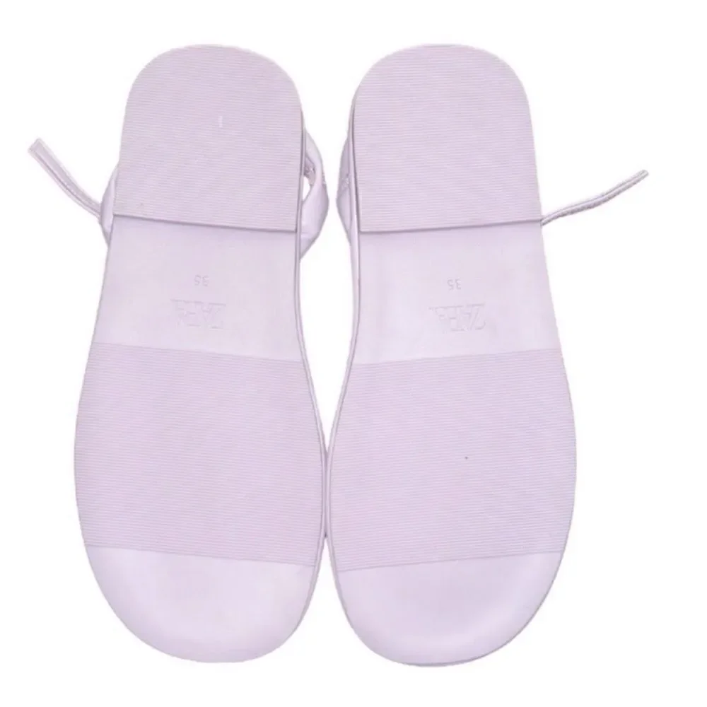 Zara Girls Lavender/Purple Sandals (Size 3.5)